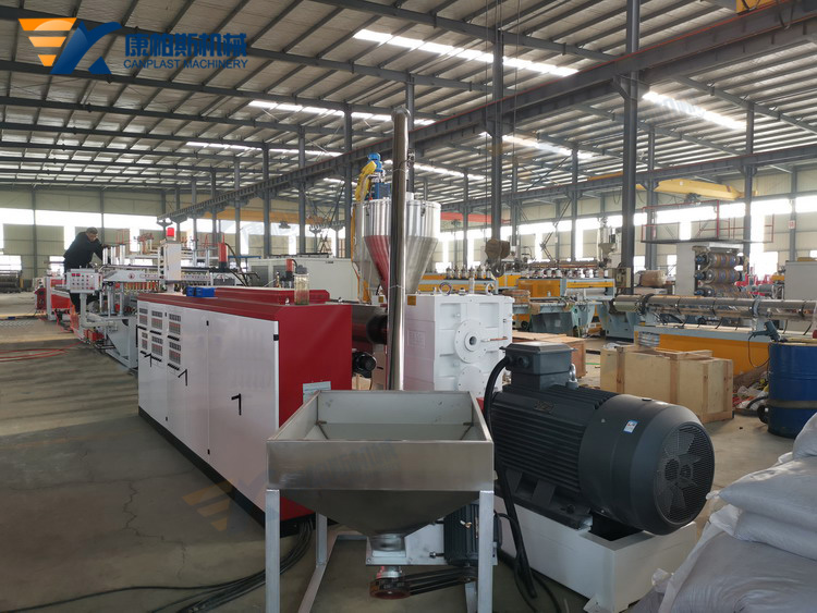 PP one mold double out building template production line
